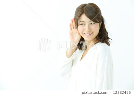 Listen · a young lady 12282436