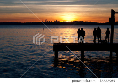 Pier Sunset Seattle 12282965