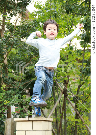 Boys to jump Boys to jump 12283844