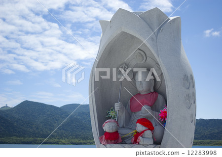 Memorial of Jizo Bodhisattva for the victims of the earthquake Memorial of Jizo Bodhisattva for the victims of the earthquake 12283998