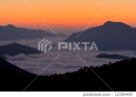 Shinobu的雲海 12284485