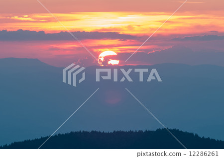 Blue Ridge Parkway Autumn Sunset over Appalachian Mountains 12286261