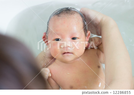 1 day after bathing 1 day after bathing 12286855