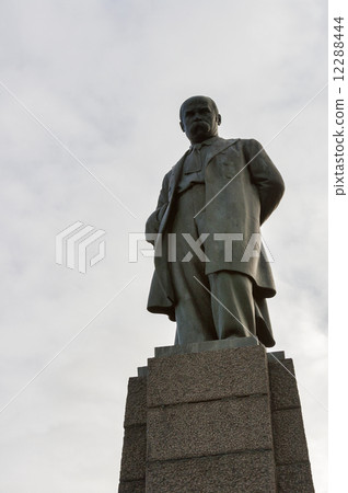 Taras Shevchenko monument in Kaniv Taras Shevchenko monument in Kaniv 12288444