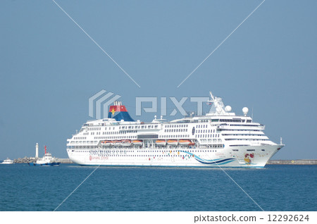 Luxury liner superstar Aquarius Luxury liner superstar Aquarius 12292624