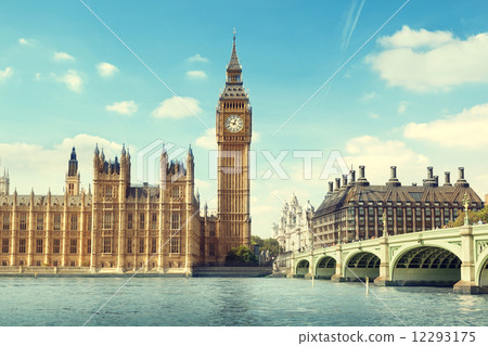 Big Ben in sunny day, London Big Ben in sunny day, London 12293175
