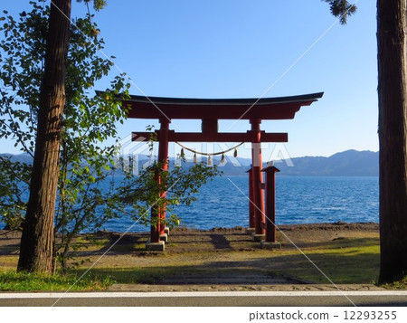 鳥居 12293255