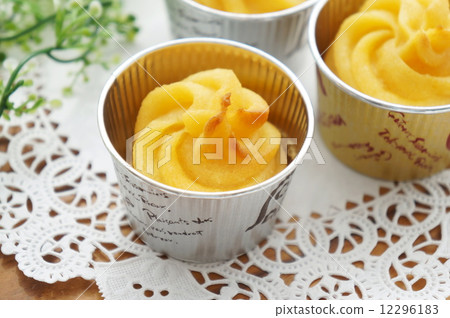 sweet potato 12296183