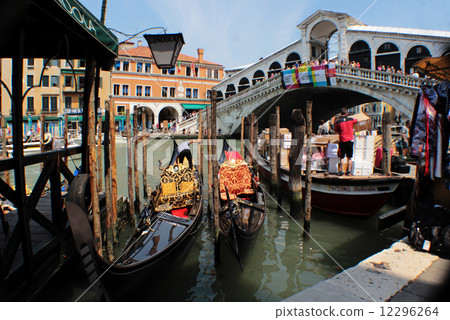 Rialto Bridge Rialto Bridge 12296264