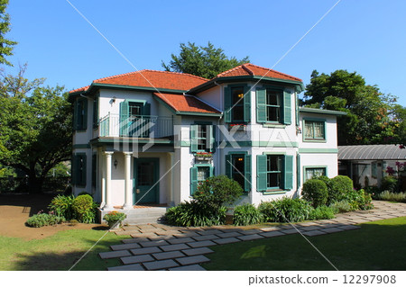 Bluff # 18 Building 12297908