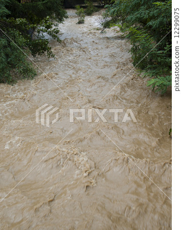 River to increase water 12299075