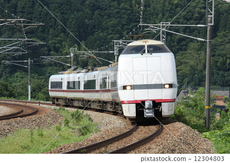 Hokuetsu Express Inc. 681 series 2000 series "Haku taka" 12304803