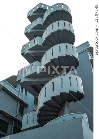 Colonial spiral staircase - 07668 12307549