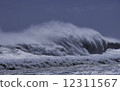 Typhoon sea 12311567