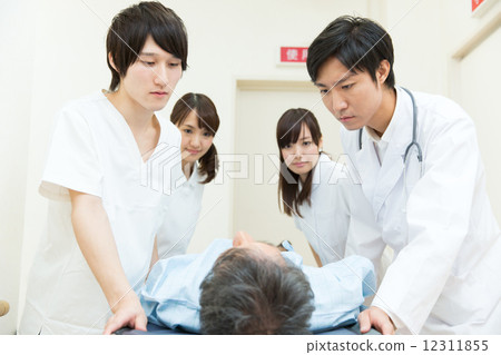 Medical staff 12311855