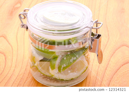 Salt lemon Salt lemon 12314321