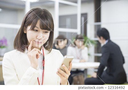 Business woman 12316492