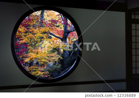 Genkoan enlightenment window Genkoan enlightenment window 12316889