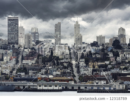 San Francisco City Downtown in rainy day, California San Francisco City Downtown in rainy day, California 12318789