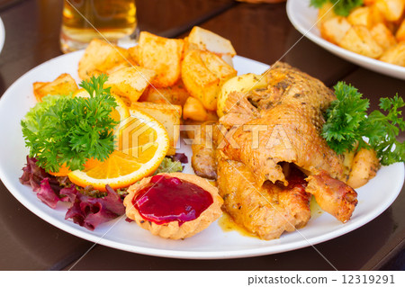 polish national dish - duck with apples and potato polish national dish - duck with apples and potato 12319291