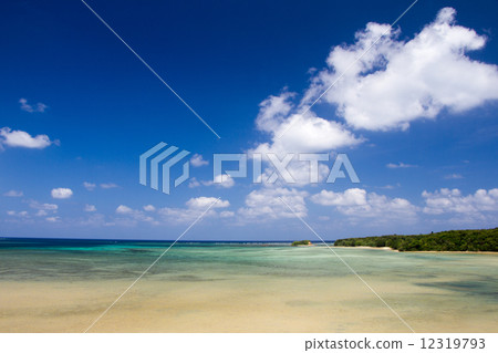 Okinawa Iriomote island sea 1 12319793