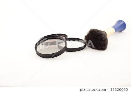 Lens filters and brush Lens filters and brush 12320060