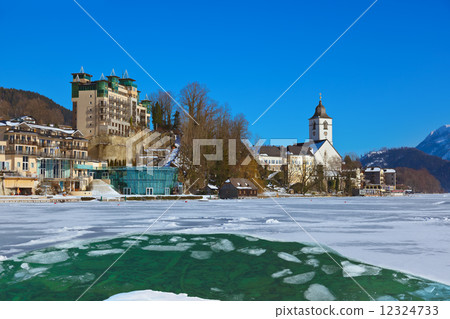 Village St Wolfgang on the lake Wolfgangsee - Austria 12324733