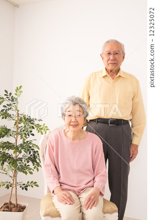 Senior couple Senior couple 12325072