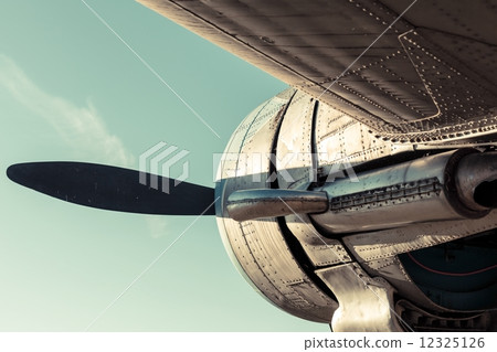 Old vintage jet engine Old vintage jet engine 12325126