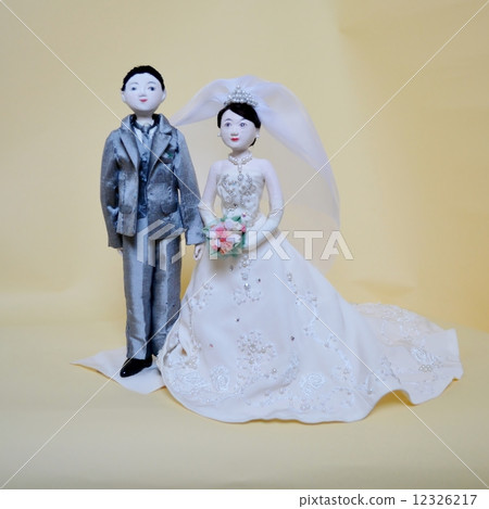 Wedding doll 2 12326217