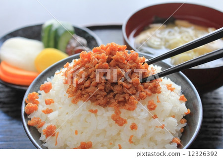 米煮熟的雞肉飯 12326392