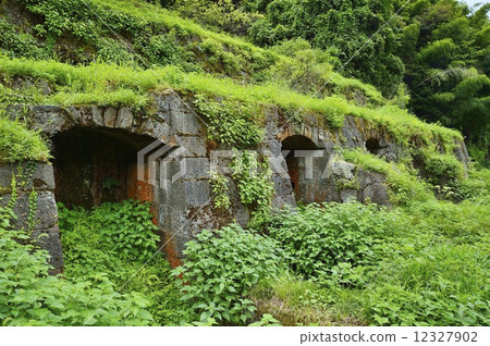 Iwami Ginzan Silver Mine at the Shimizuya refinery 12327902