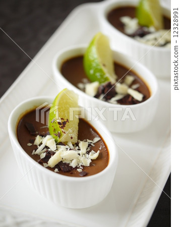 Coffee custard angular plate version (vertical position high angle) 12328991
