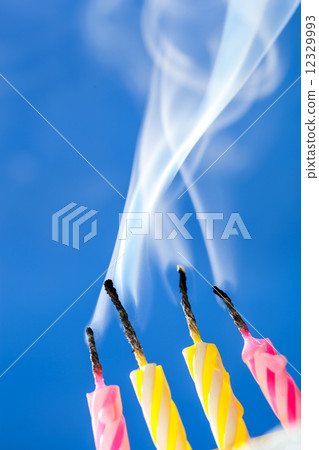 Four extinct candles Four extinct candles 12329993