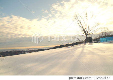Snowy landscape of Okayama 12330132