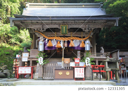 Kyoto Yuki shrine main building Kyoto Yuki shrine main building 12331305