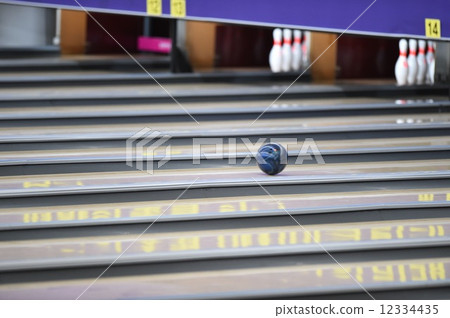 Bowling Bowling 12334435