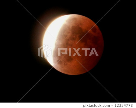 Total lunar eclipse October 8, 2014 At Chitose, Hokkaido 12334778