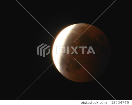 Total lunar eclipse October 8, 2014 At Chitose, Hokkaido 12334779