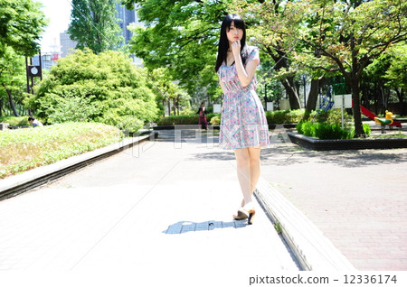 女性肖像 女性肖像 12336174