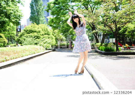 女性肖像 女性肖像 12336204