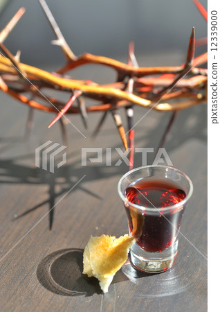 Taking Communion Taking Communion 12339000