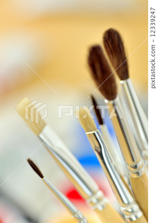 Artist paintbrushes Artist paintbrushes 12339247