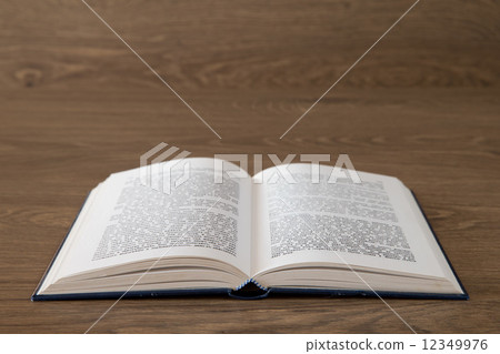 Open book Open book 12349976