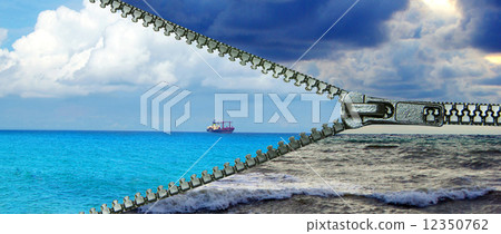 sea sea 12350762