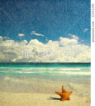 grunge beach 12351295