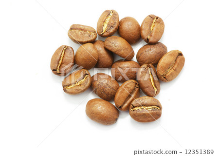 coffee beans 12351389