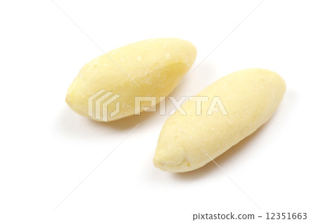 peanuts 12351663