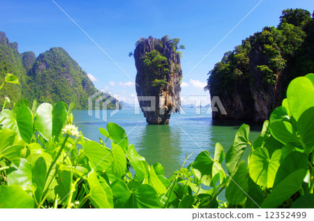 James Bond Island 12352499