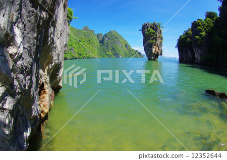 james bond island 12352644